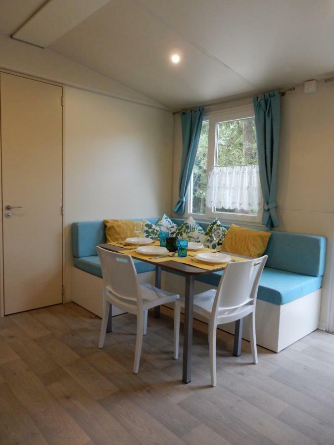 Villa Tiny House Dora à Marčana Extérieur photo